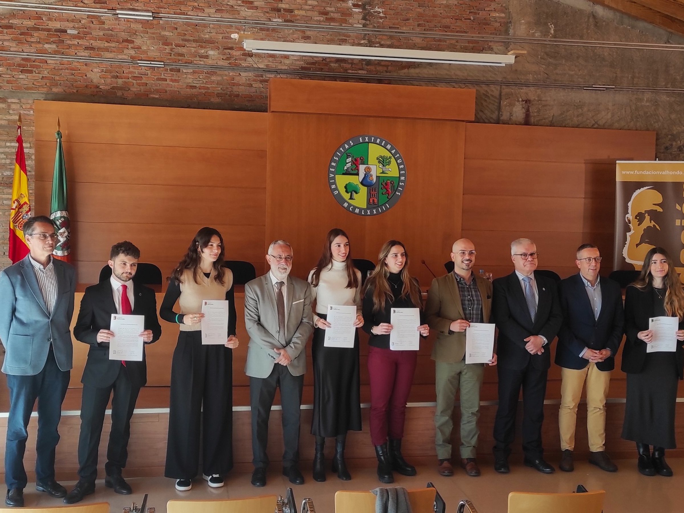 Contratos predoctorales 2025 Fundación Valhondo UEx
